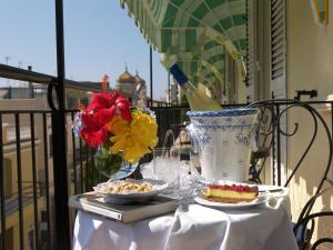 Double or Twin Room with Balcony room in Hotel Villa Verde