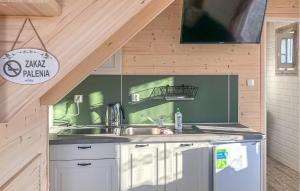 Amazing Home In Chlopy With Wifi