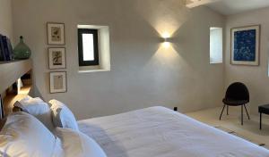 B&B / Chambres d'hotes Prieure Saint-Nicolas - Les Maisons : photos des chambres