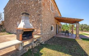 Nice Home In Felanitx