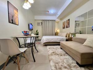 Staycation Condotels for Travellers Near Airport