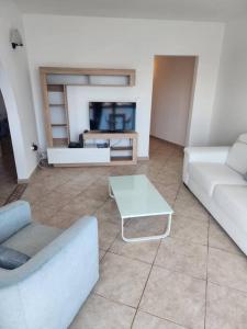 Seafront 2 bedroom apartment