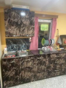 Kanyon martvili house katerina