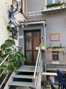 Bikers12 Shabby House only for Bikers