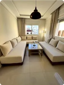 Mina - Elegante Stadtwohnung nähe Strand - Dar Belouasene