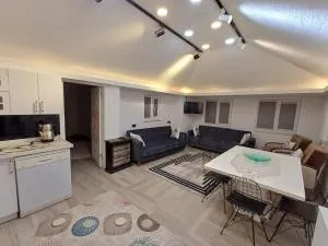 Hıdırnebi House - Çilekli