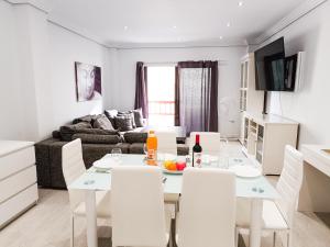 Rentaliday Los Playeros - 4hvězdičkové hotely ve městě Arona