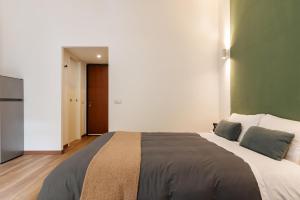 Salutati Flexyrent studio AC