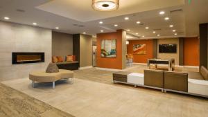 LALA House -1Br with Free Parking, Pool, Laundry