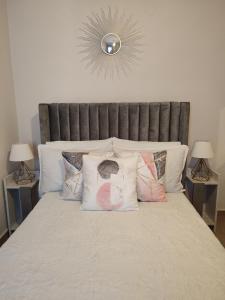 Bellerose Apartment