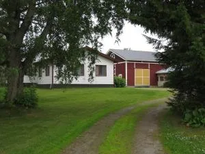 Maatilamajoitus - 拉普阿