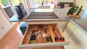 Appartements Coin de paradis, piscine, parking, terrasse : photos des chambres