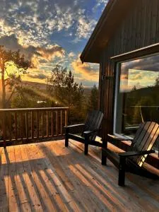 Feriehus med flott utsikt - Støylen