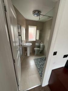 Detached Home, easy access for Milton Keynes