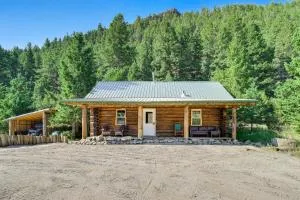 Cozy Melrose Cabin with Fire Pit Walk to River! - Melrose