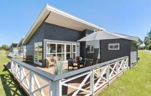 2 Bedroom Nice Home In Gudhjem - Klemensker