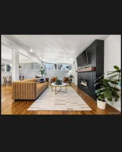 4 bedroom 5 beds family house - 恩格尔伍德