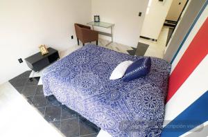 Gold 14 Departamento Completo Cama Matrimonial y Baño Compartido