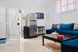 Appartement avec patio, Au centre ville, internet Fibre, canal plus, chaînes internationales