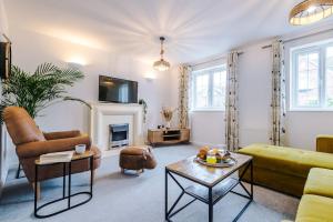 Luxury 3-bed house - Rothwell Gardens - 10mins from Leeds city centre