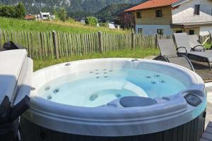 Chalet Gamsknogel mit privatem Pool und Whirlpool
