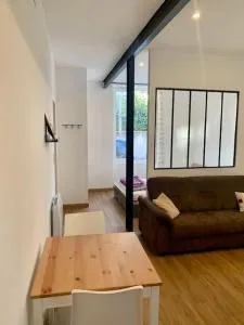 Studio hyper centre parking facile - Le Passage