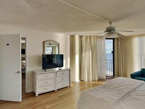 Edgewater Tower III #1210