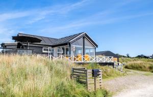 Stunning Home In Fanø With Kitchen