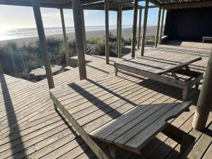 Nueva! Casa en condominio con acceso directo a la playa