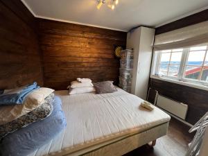 Cozy apt with a view