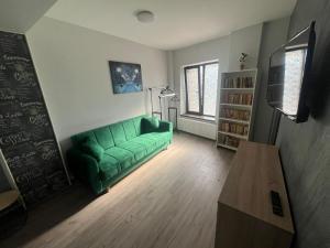 Solaria Top Apartment