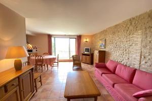 04B3 Beautiful T3 in the heart of lavender - pool