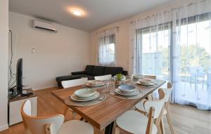 Lovely Home In Margecan With Wifi 