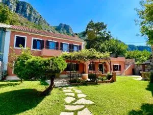 Ciborovi Dvori - Bribir