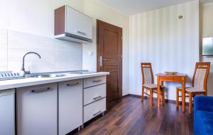 Gorgeous Apartment In Jastarnia