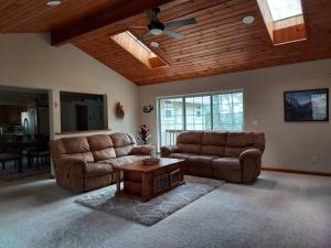 Large Home at Yosemite Gateway ! - 4hvězdičkové hotely ve městě Groveland