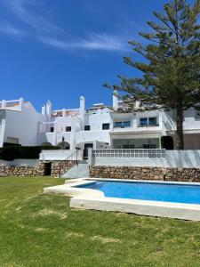 Casabel Beach Villa Playa Alicate Marbella