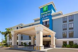 Holiday Inn Express Hotel & Suites Tampa-Rocky Point Island by IHG - تامبا
