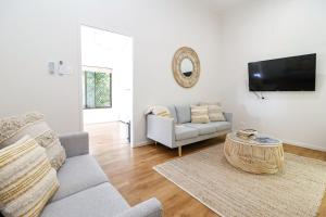 Oasis on Farnborough