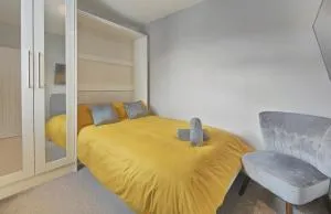 Cosy Holiday Studio in Hazel Grove - Self Catering Apartment 1 - Bramhall