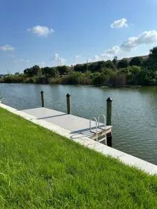 New with Pool & Pier! Perfect for two Families! - Palmona Park