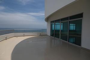 LaurdHomes Palmetto Sea View, 2Rooms 2BTH Hot Ware