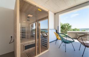 Gorgeous Home In Posedarje With Sauna