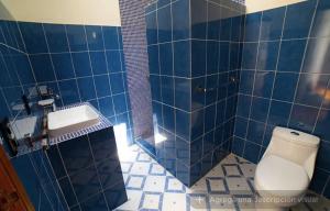 Gold 16 Departamento entero Cama Matrimonial Cama Individual y Baño Compartido