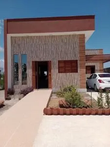 Casa no condomínio em Lucena Pb - Barra