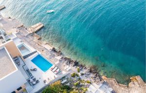 Nice Home In Sreser With Sauna