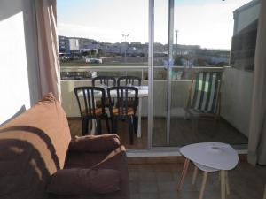 Studio-mezzanine lumineux avec parking à 150m des plages, animaux bienvenus - FR-1-338-330