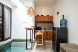 Minimalist Villa with Pool #Lina2