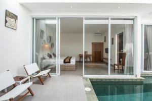 Minimalist Villa with Pool #Jade3