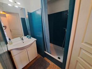 Appartement T2 avec Piscine, Terrasse et Parking Privé à Marseillan - FR-1-326-827